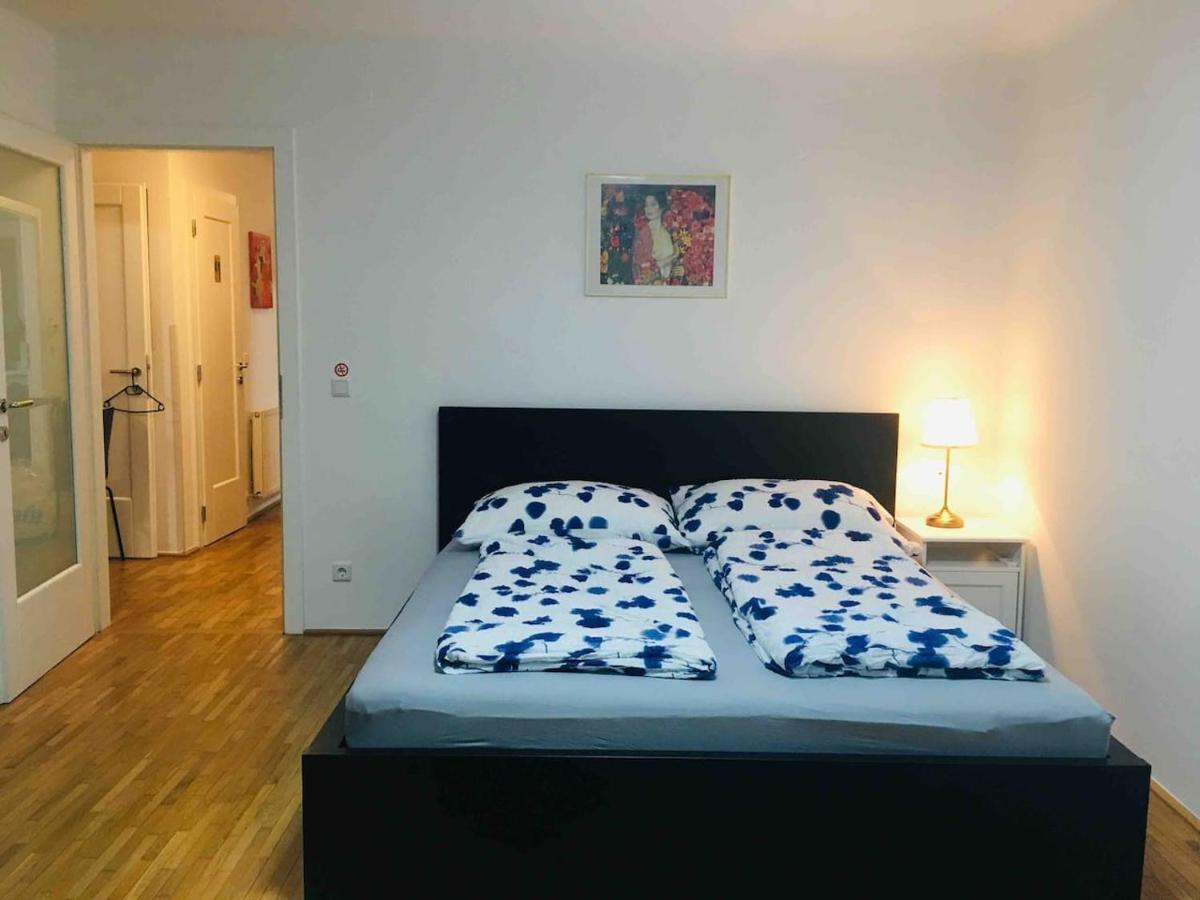 NEAR CITY CENTER TOP LOCATION - FEEL THE KLIMT No2 近维也纳市中心总火车站顶级位置温馨公寓 - 感受克林姆2号 外观 照片