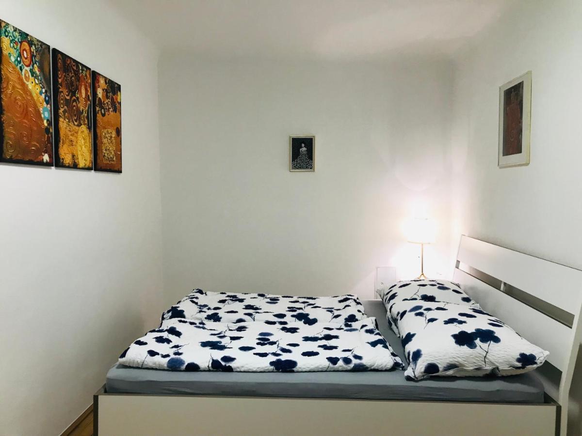 NEAR CITY CENTER TOP LOCATION - FEEL THE KLIMT No2 近维也纳市中心总火车站顶级位置温馨公寓 - 感受克林姆2号 外观 照片